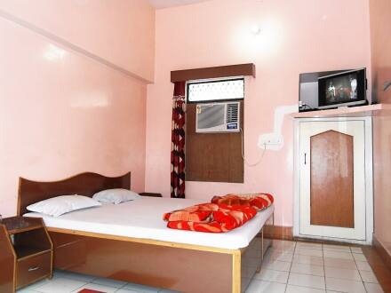 India Hotel, Allahabad 5